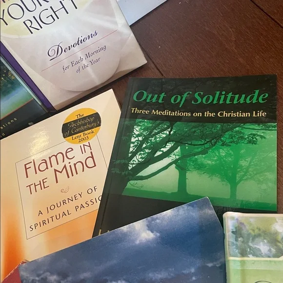 Assorted Inspirational Book Collection - Picture 6 of 9